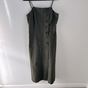 SALE! Who What Wear green sheath button up long dress. Elastic back. Size Med